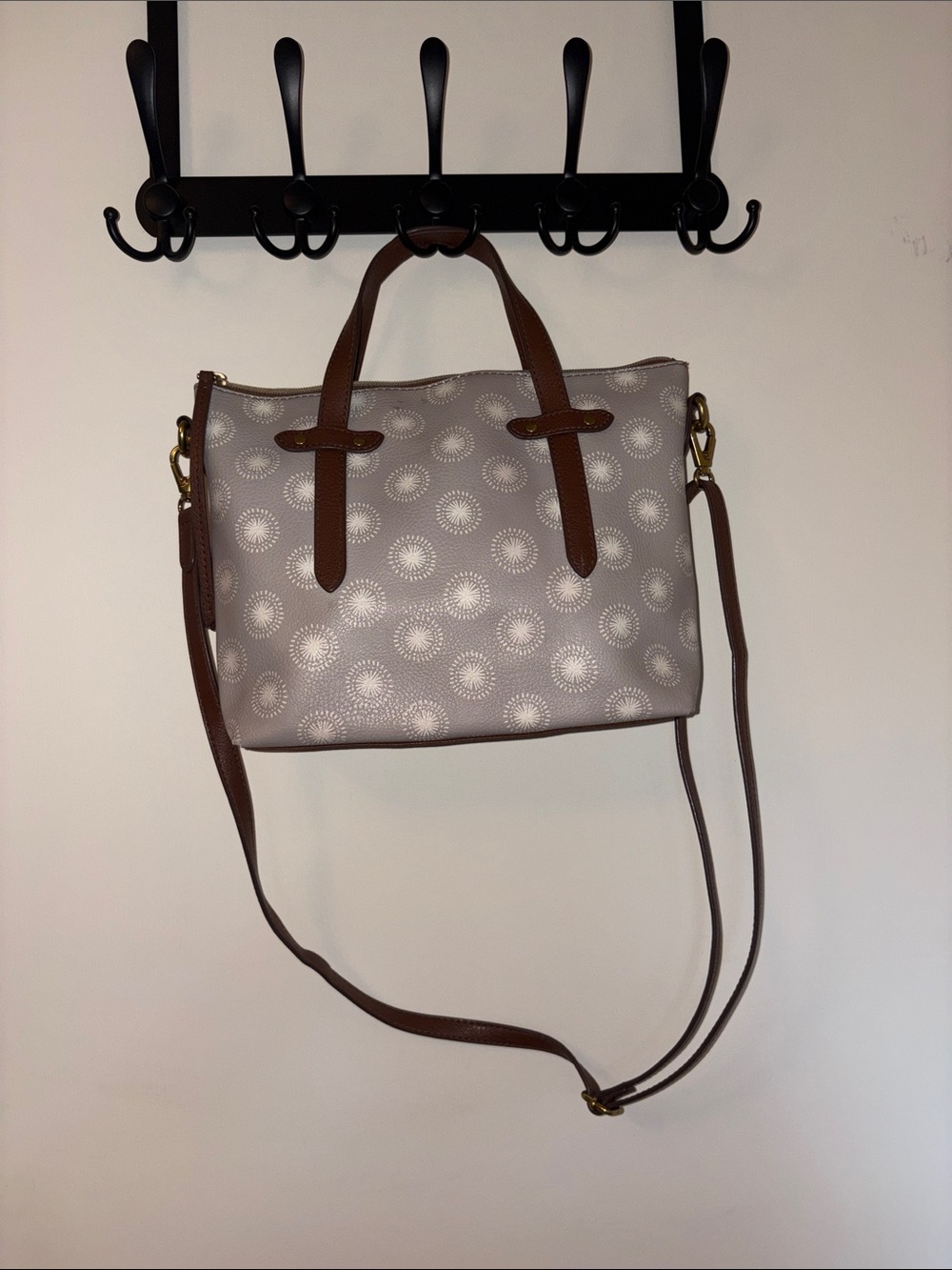 Fossil Gray Floral Pattern Purse - Picture 2 of 8